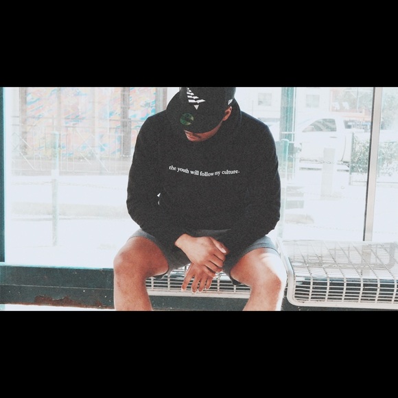 Black printed X-Large hoodie - Picture 5 of 7